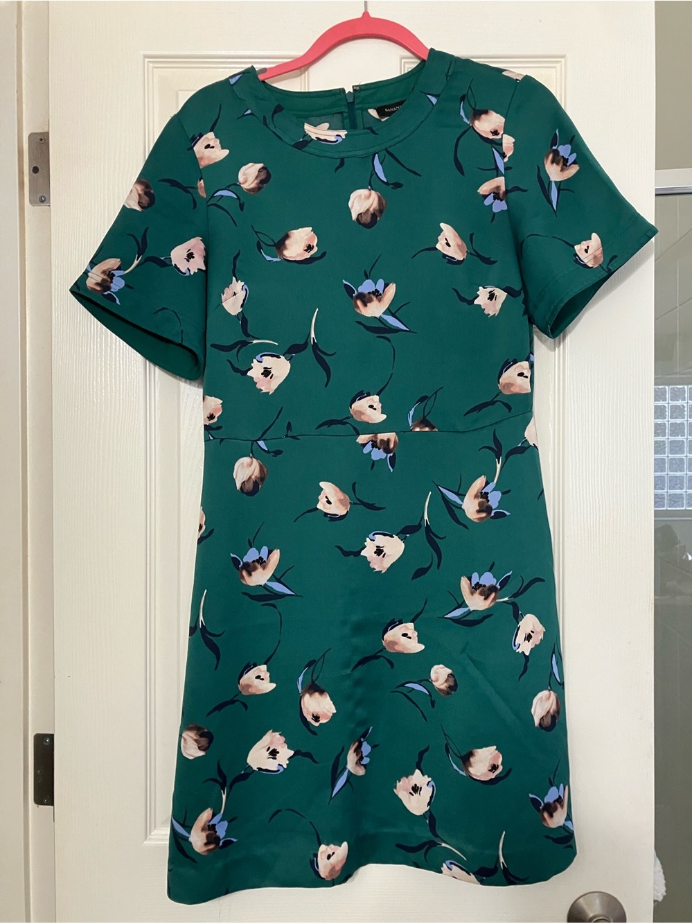 Banana Republic Teal Green Floral Short Sleeve Dress - Picture 1 of 3